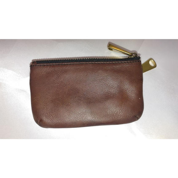 Fossil Explorer Vintage Small Pebbled Leather Zippered Pouch - Picture 2 of 5